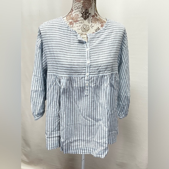 🛍️MAX STUDIO Blue and white stripe casual top size XS - Picture 8 of 13